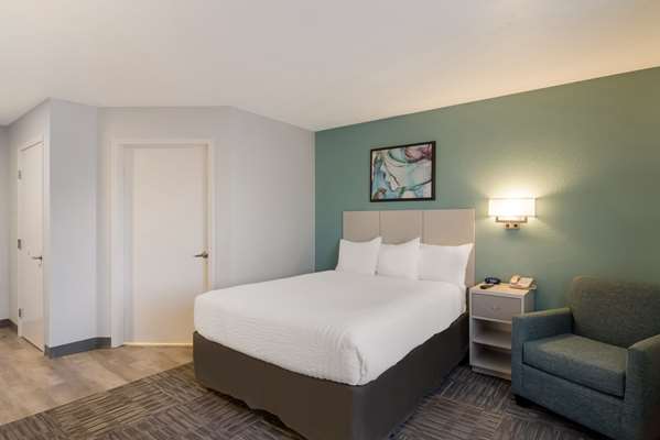  - MainStay Suites West Omaha