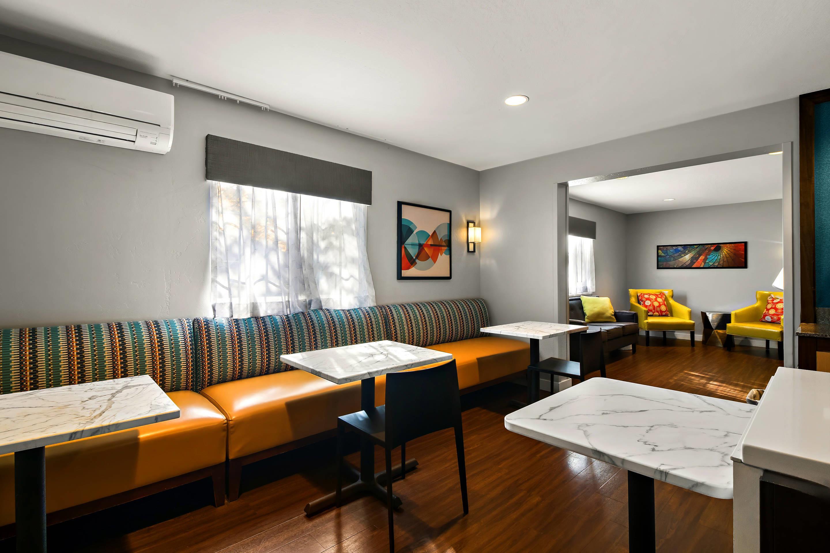 Breakfast area | MainStay Suites Salt Lake City Fort Union
