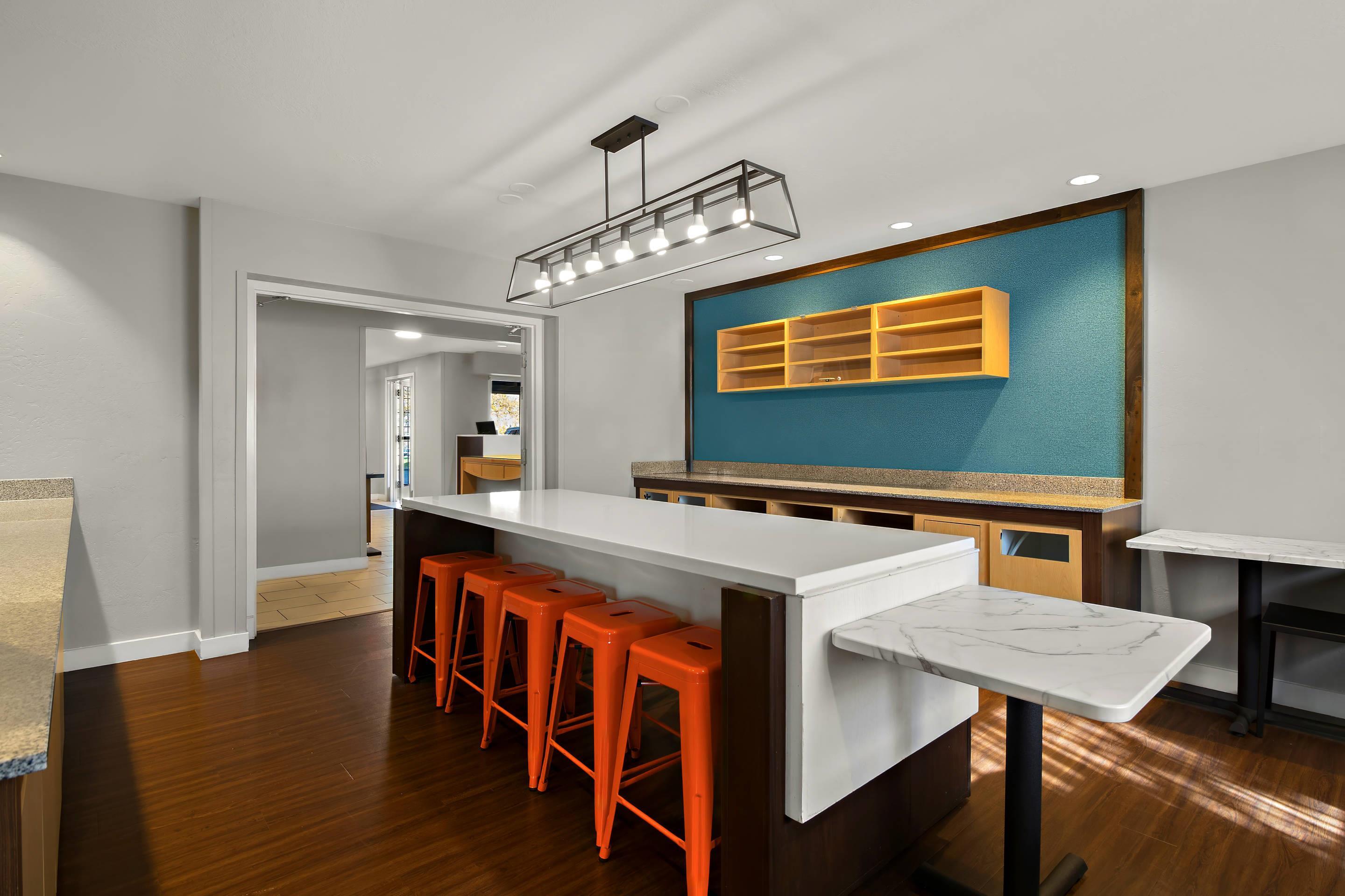 Breakfast area | MainStay Suites Salt Lake City Fort Union