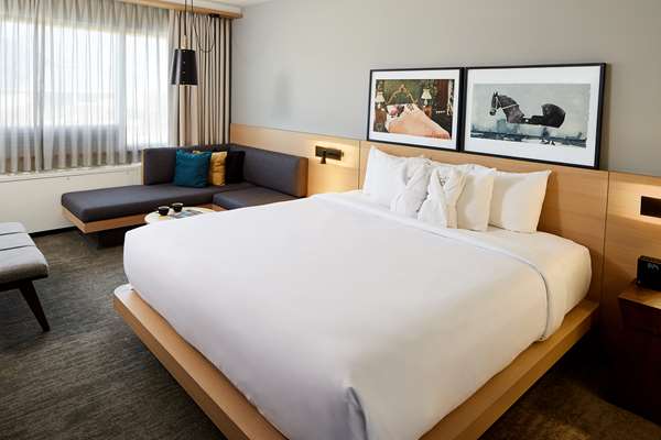  - Inn at the Forks Winnipeg