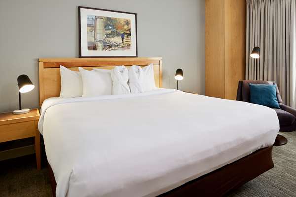  - Inn at the Forks Winnipeg