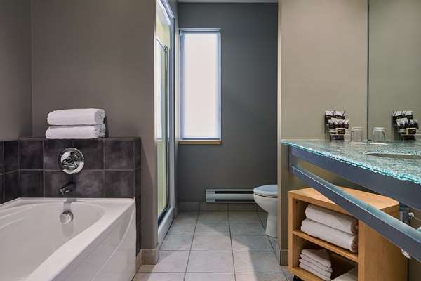 Suite - Inn at the Forks Winnipeg