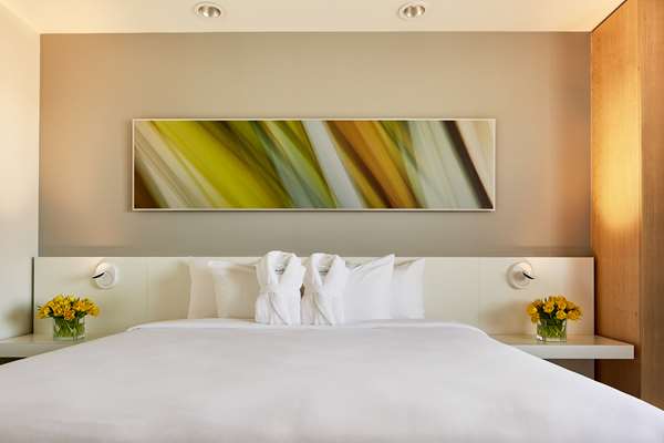 Suite - Inn at the Forks Winnipeg