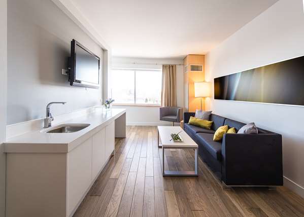 Suite - Inn at the Forks Winnipeg