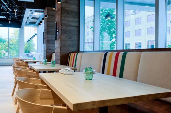 Restaurant - Inn at the Forks Winnipeg