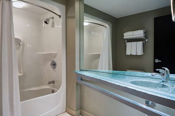  - Inn at the Forks Winnipeg