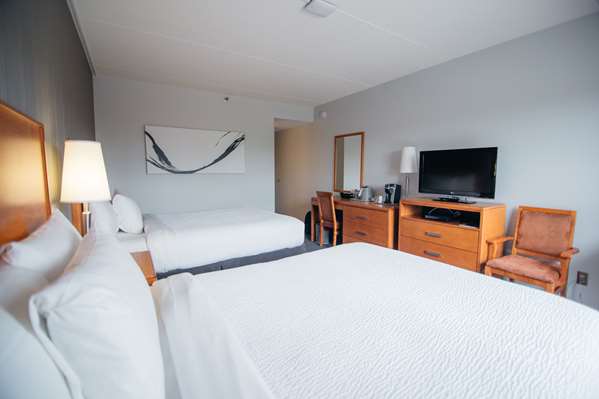  - Norwood Hotel Winnipeg