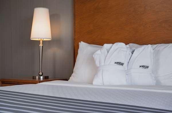  - Norwood Hotel Winnipeg