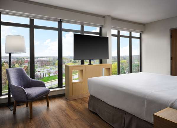 Suite - Forester Hotel Lake Forest