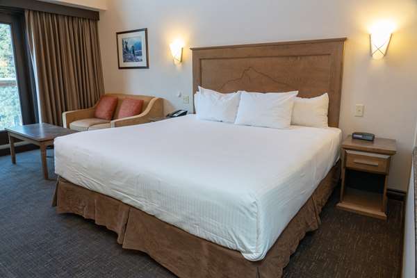 Suite - Rundlestone Lodge Banff