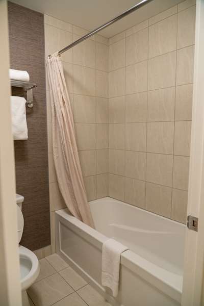  - Irwin's Mountain Inn Banff