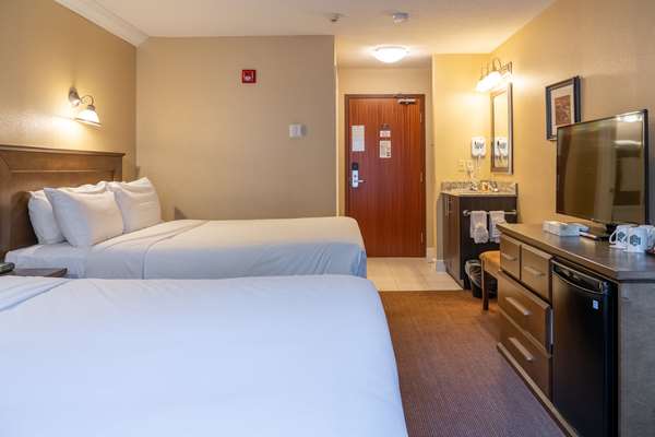  - Irwin's Mountain Inn Banff