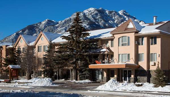  - Red Carpet Inn Banff