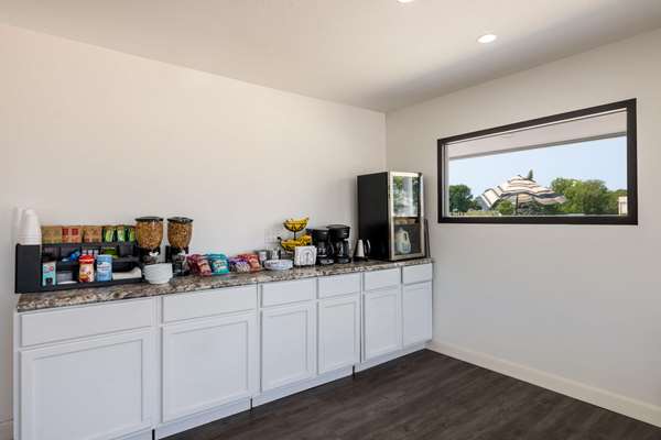  - Travelodge Spirit Lake