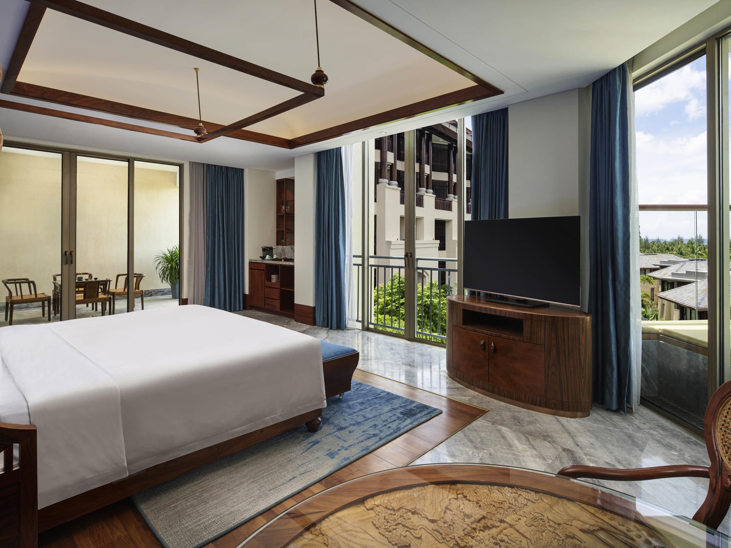 Fairmont Sanya Haitang Bay Room Type - FAIRMONT FAMILY SUITE, 1 King size Bed And 2 Kids Beds