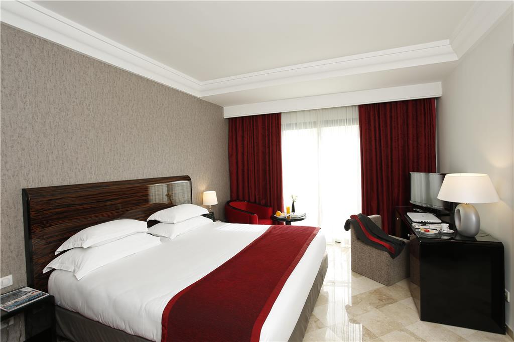 CONCORDE PARIS-guestroom-Guest Room,On-Site.jpg
