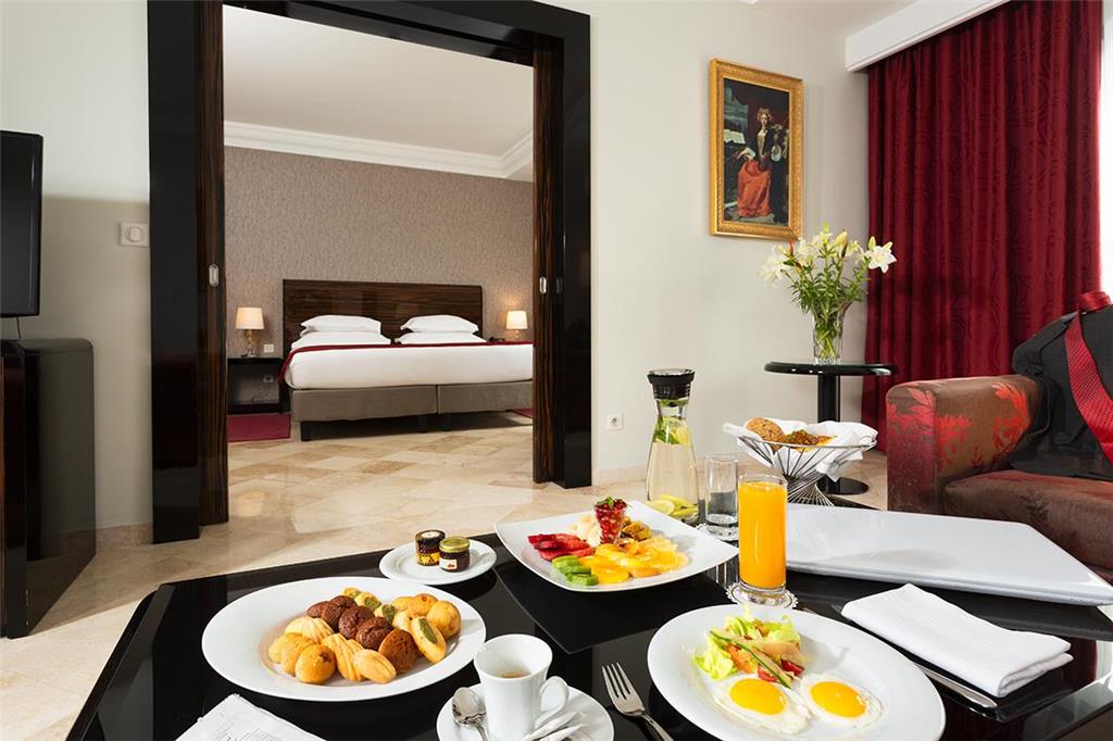 CONCORDE PARIS-guestroom-Guest Room,Suite,On-Site.jpg