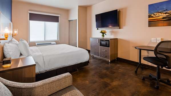  - Forge Hotel Anaconda