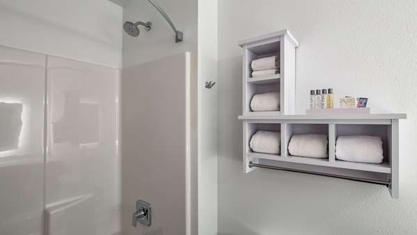  - Forge Hotel Anaconda