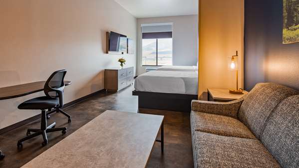  - Forge Hotel Anaconda