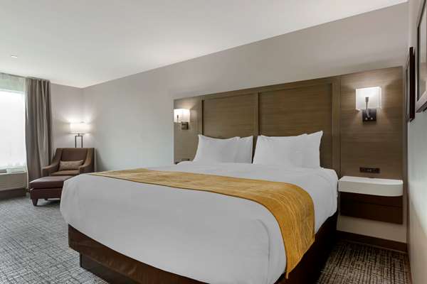  - Comfort Inn Jonesboro - I-555, Exit 42