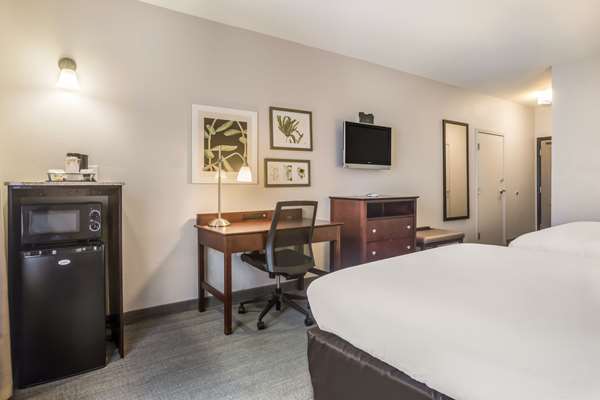  - Comfort Inn & Suites Fairburn - I-85, Exit 61
