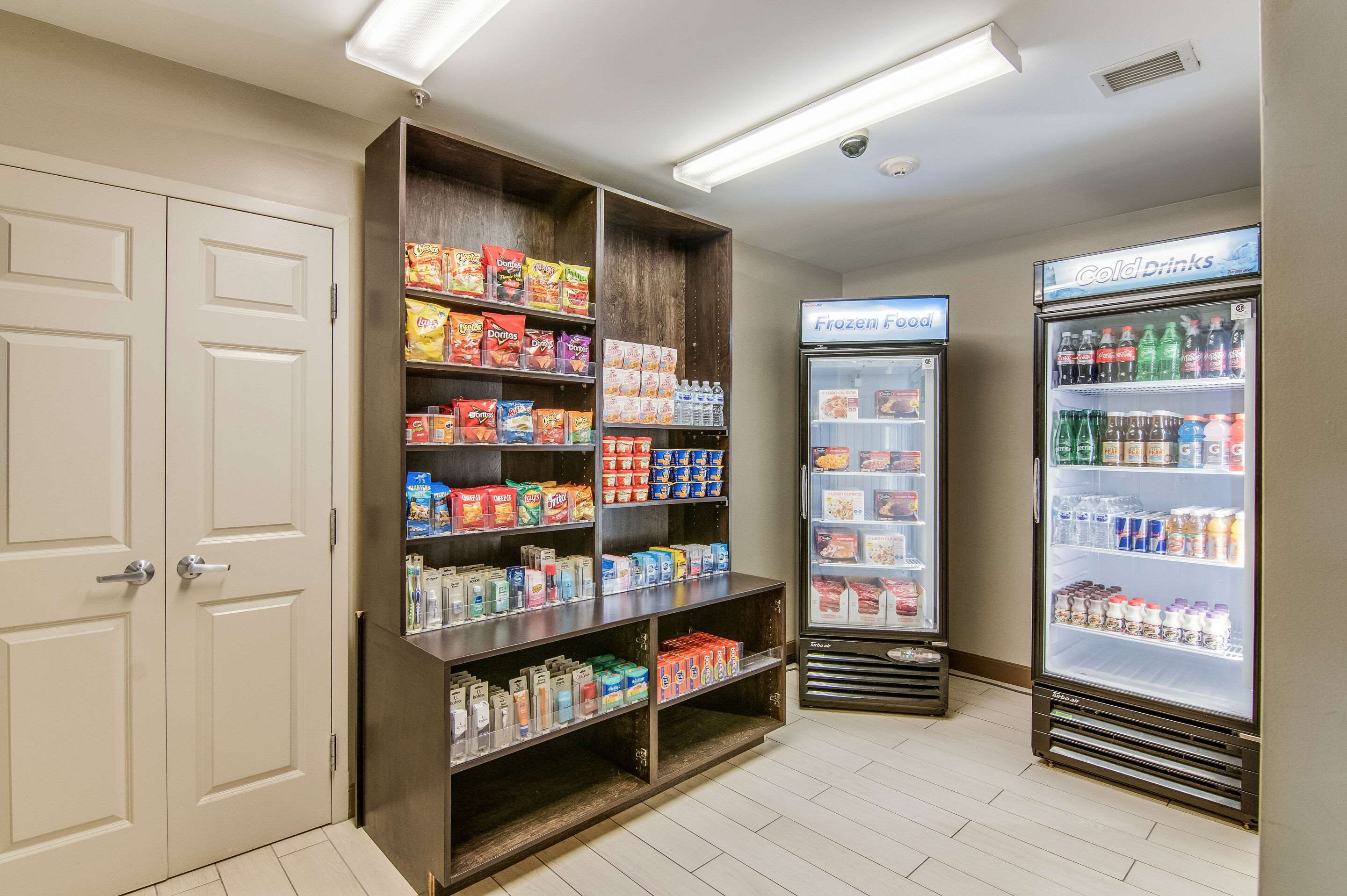 Hotel vending area | MainStay Suites Columbus next to Fort Moore