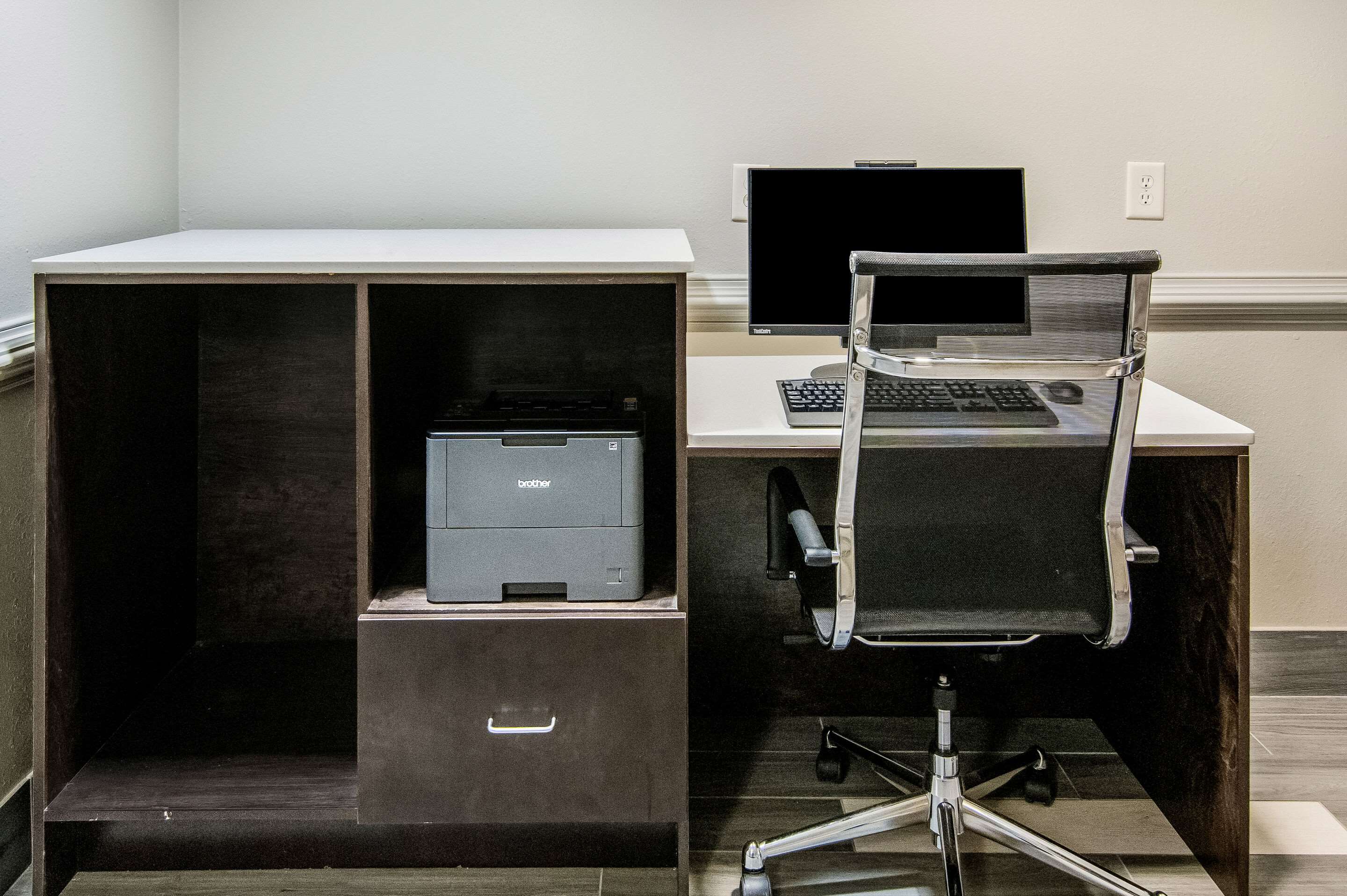 Business center | MainStay Suites Columbus next to Fort Moore