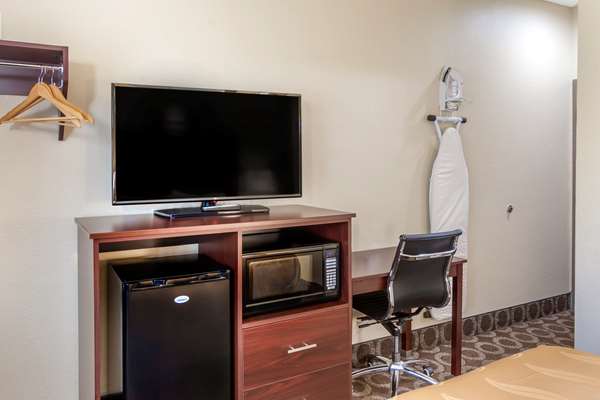  - Quality Inn Overland Park