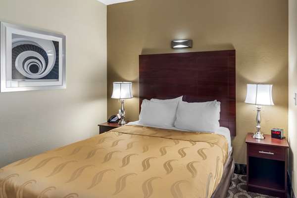  - Quality Inn Overland Park