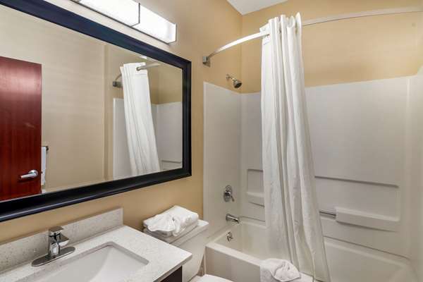  - Quality Inn Overland Park