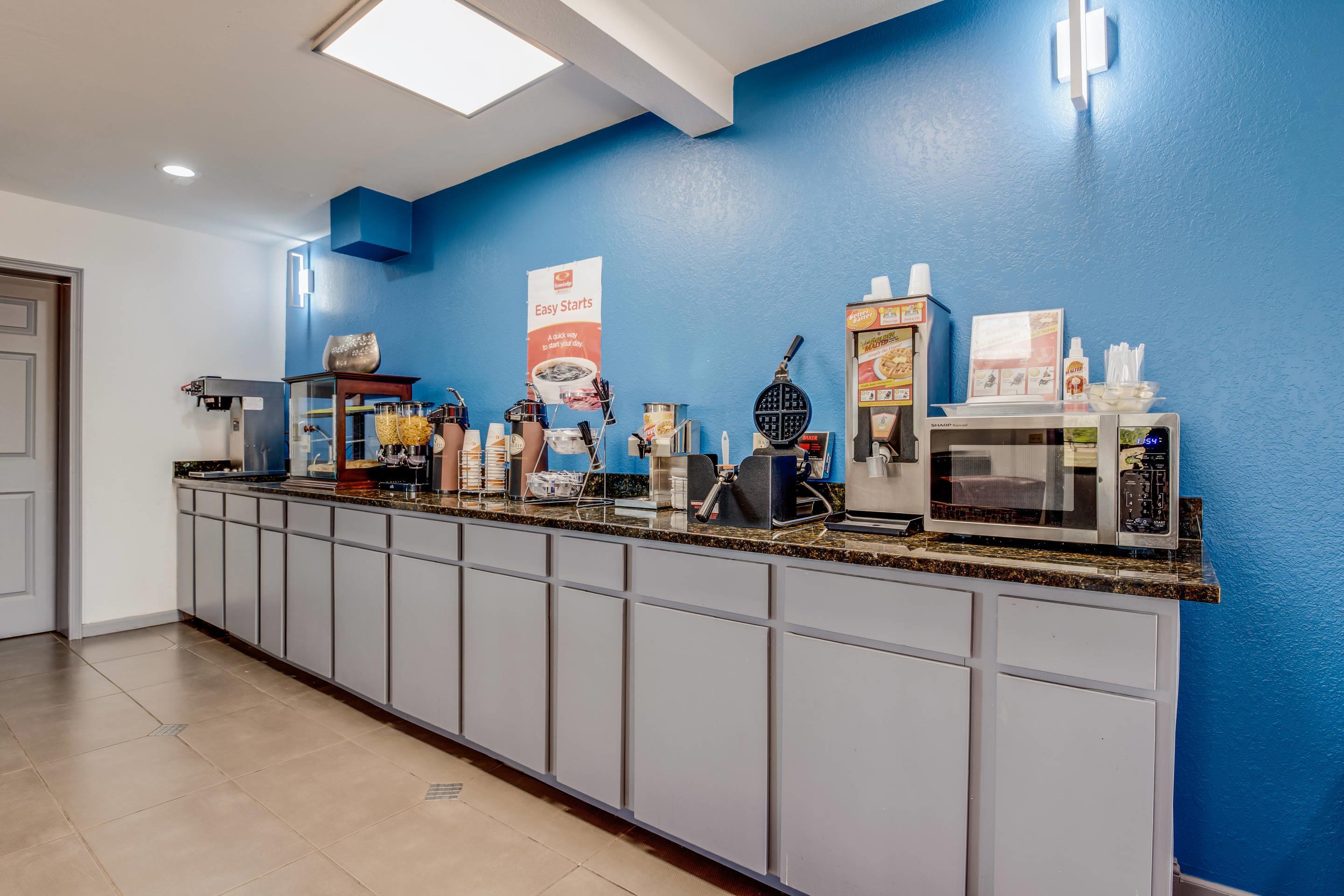 Breakfast counter