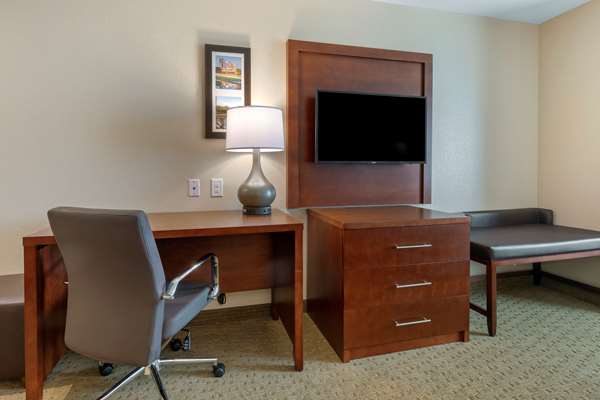 Suite - Comfort Inn & Suites Euless