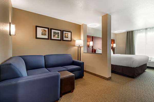Suite - Comfort Inn & Suites Euless