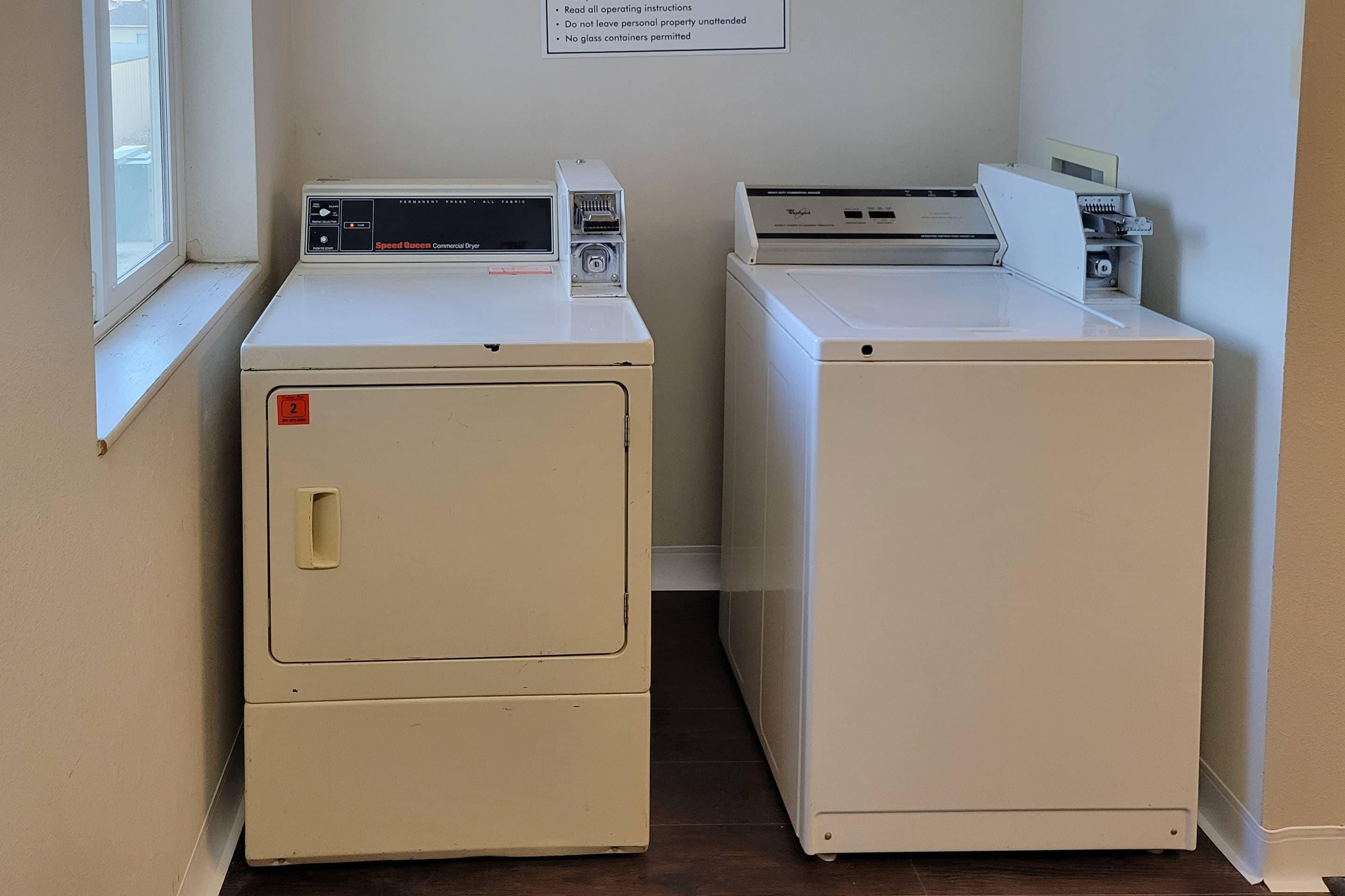 Guest laundry facilities | Quality Inn & Suites