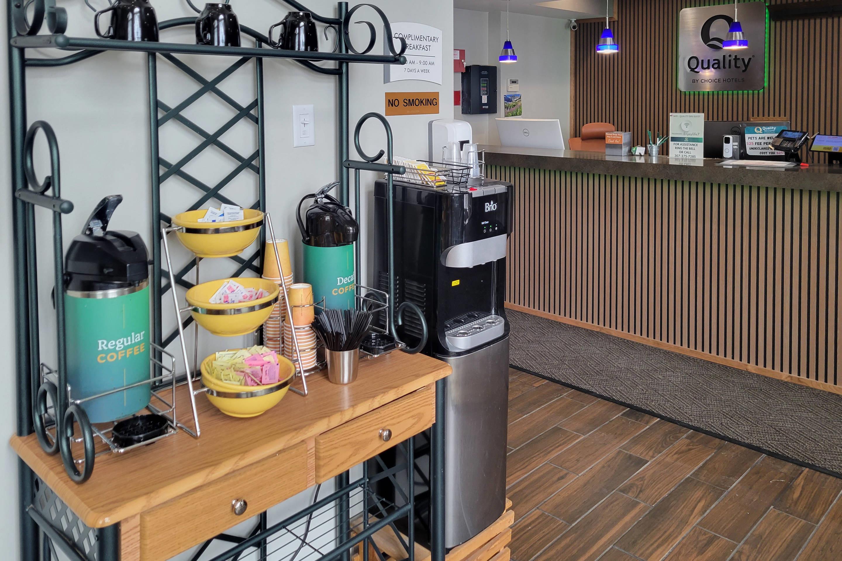 Breakfast area | Quality Inn & Suites