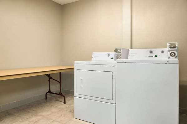 Amenities - Baymont Inn & Suites I-35 Blackwell