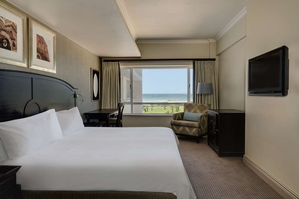SOUTHERN SUN THE MARINE-guestroom-Guest Room,On-Site.jpg