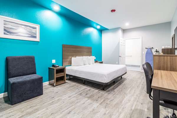  - Americas Best Value Inn & Suites IAH Airport Kingwood - I-69, Exit 151