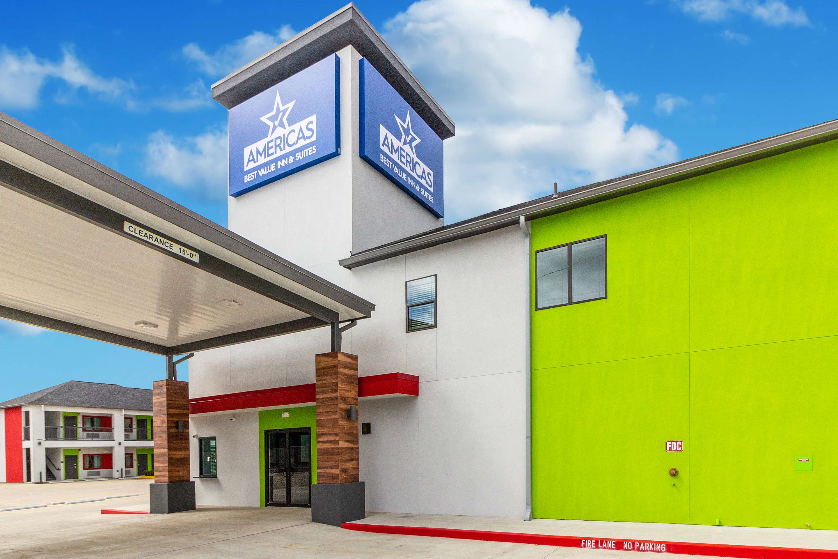 Exterior | Americas Best Value Inn & Suites Kingwood IAH Airport
