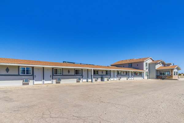 Exterior view - Rodeway Inn Casper - I-25, Exit 185