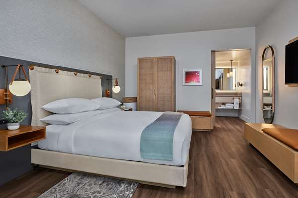 Suite - Mission Pacific Hotel Oceanside