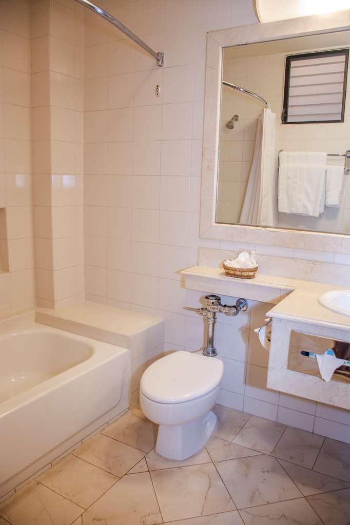 Best Western Plus Hotel Stofella-guestroom-Guest Room,Bathroom,On-Site.jpg