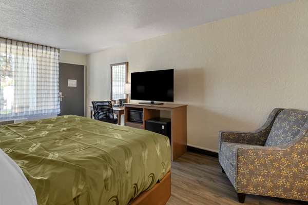  - Quality Inn North St Petersburg