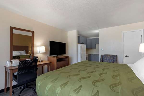  - Quality Inn North St Petersburg