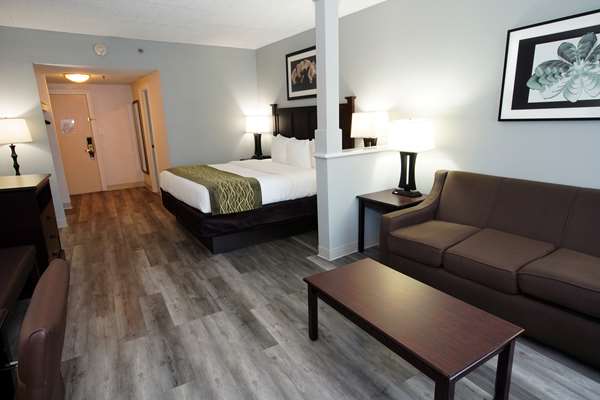 Suite - Best Western Paramus Hotel & Suites