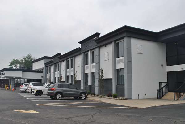 Exterior view - Best Western Paramus Hotel & Suites