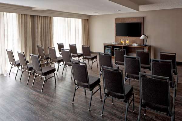  - Sonesta Hotel Airport Nashville - I-40, Exit 215