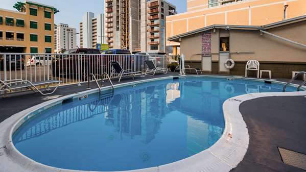 Pool - Surestay Studio by Best Western Oceanfront Virginia Beach