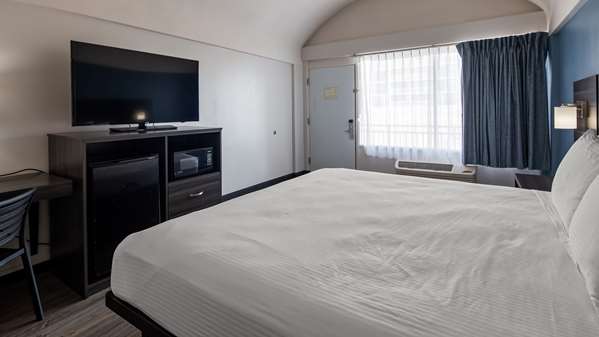  - Surestay Studio by Best Western Oceanfront Virginia Beach